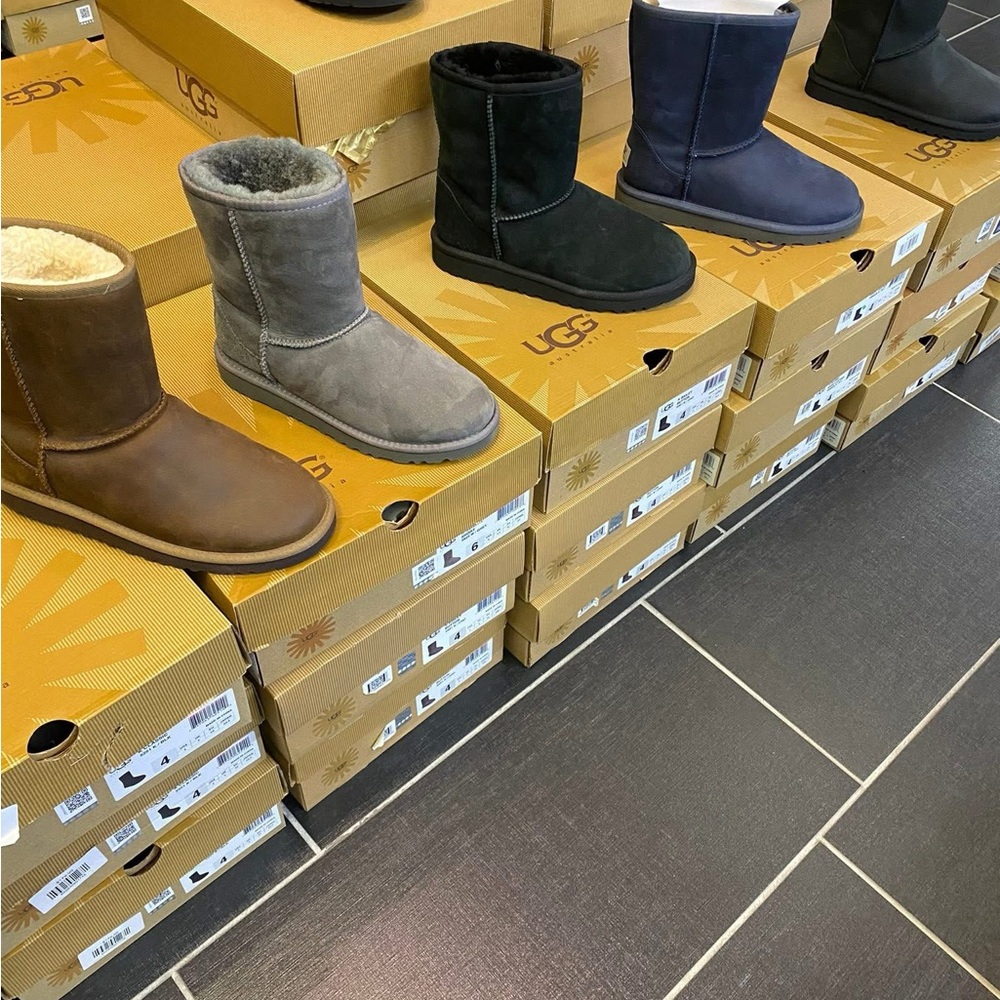 UGG Cozy Short Boots in Assorted Shades